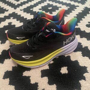 Hoka One One Clifton 9 Women’s Running Shoes 6.5